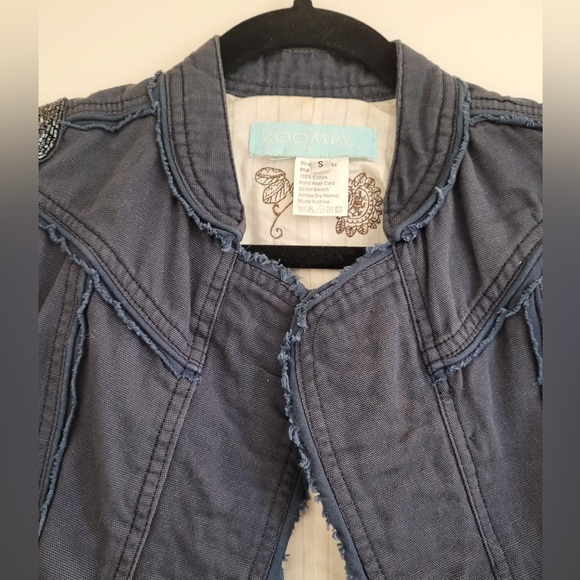 Blue long sleeve cropped jacket with details in size small - Picture 4 of 8